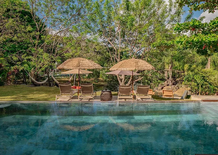 Casa Miyali Lakefront With Infinity Pool Tamarindo