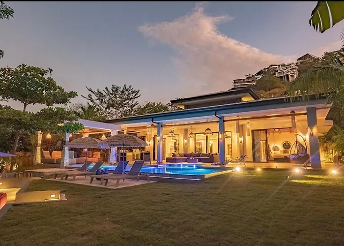 Casa Miyali Lakefront With Infinity Pool Villa Tamarindo