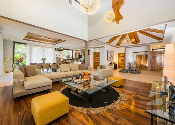 Casa Miyali Lakefront With Infinity Pool *