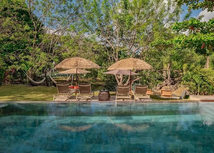 Casa Miyali Lakefront With Infinity Pool Villa